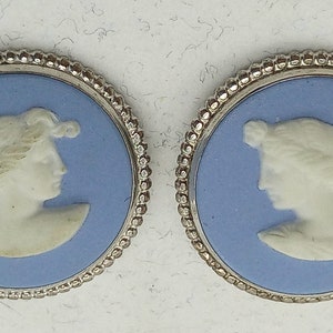 Lovely Vintage 1970s Sterling Silver 925 Blue Wedgwood Jasperware Clip Earrings