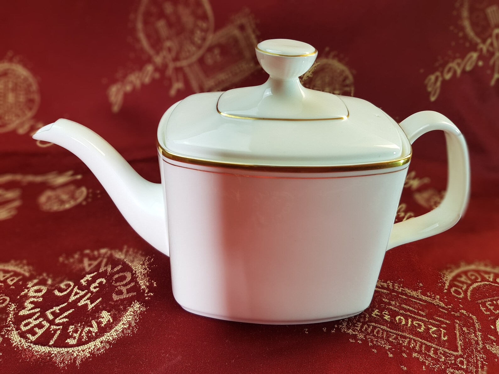 Royal Doulton Gold Concord H5049 2 Pint Teapot beautiful Etsy