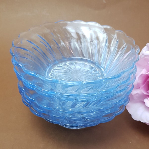 6 art deco blue glass Bagley Carnival bowls by Bagley 1930s | Set of 6 deco blue glass swirl pattern pudding bowls