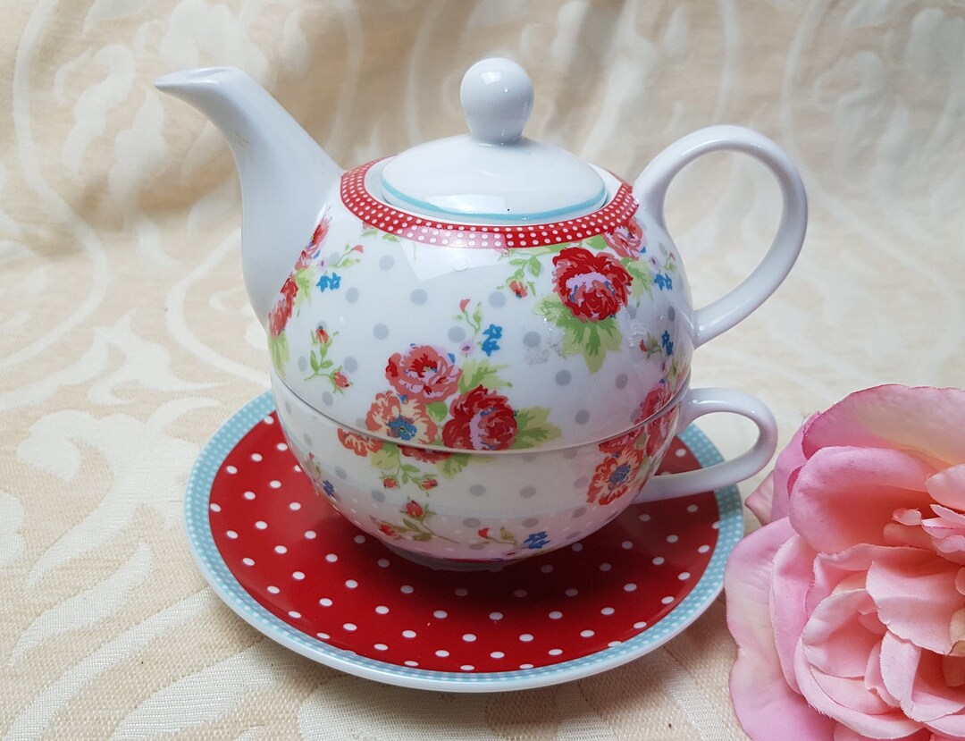 Red and Blue Flowers Tea for One Tea Pot & Cup Earl and Wilson Teapot