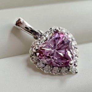 Solid platinum Pt950 small heart Pendant charm with pink Moissanite Diamond / Solid platinum exquisite dazzling pendant for Women daily wear