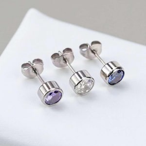Real solid Platinum Pt950 round Moissanite stud earrings, platinum backs for Daily Wear for men