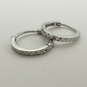 Solid platinum Pt950 Sparkle hoops, real platinum huggie hoops for men and women