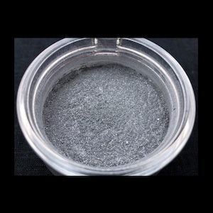Mica plateada: pigmento metálico