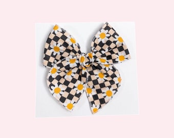 Checkered floral hair bow, baby bow, flowers bow, fable bow, hemmed bow, baby headband, Hair Clip, hair accessory, retro bow