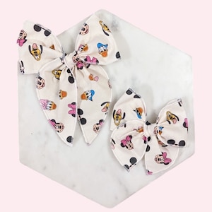 Minnie Mouse Mickey Mouse hair bow, Disney bow, Disney parks bow, donald bow, baby bow, hair clip, baby headband, fable bow, sailor bow