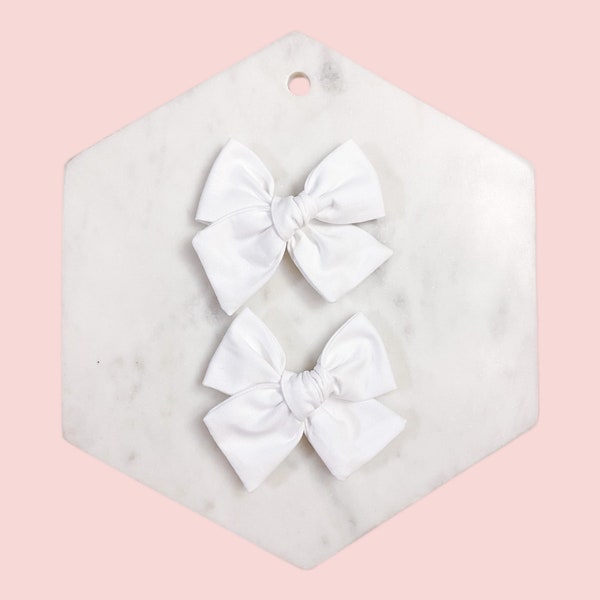 White Pigtail bows, Baby Bows, bows, baby headband, Hair Clip, infant bow, pinwheel bow, toddler bow, newborn bow, pigtail set