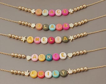 Collier prénom personnalisé pour enfant, collier de perles colorées pour fille, cadeau de Pâques personnalisé pour tout-petit, cadeau d'anniversaire pour fille