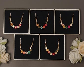 Collier prénom personnalisé pour toute-petite fille, collier de perles colorées pour enfants, cadeau d'anniversaire pour fille, cadeau de Pâques