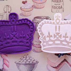 Queen cookie cutter, Queens Birthday cutter and embosser set, 3D printed Crown