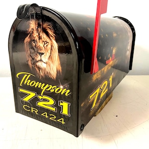 Patriotic lion custom mailbox: Farm decor