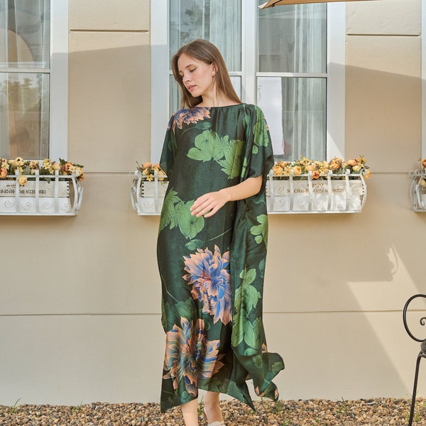 Dunkelgrünes Blumen-Kaftan-Sommerkleid Seide Stilvolle Boho-Maxikleid Strand-Vertuschung-Urlaubs-Sommerkleid-tägliches Resort tragen Lockere Passform Kaftan