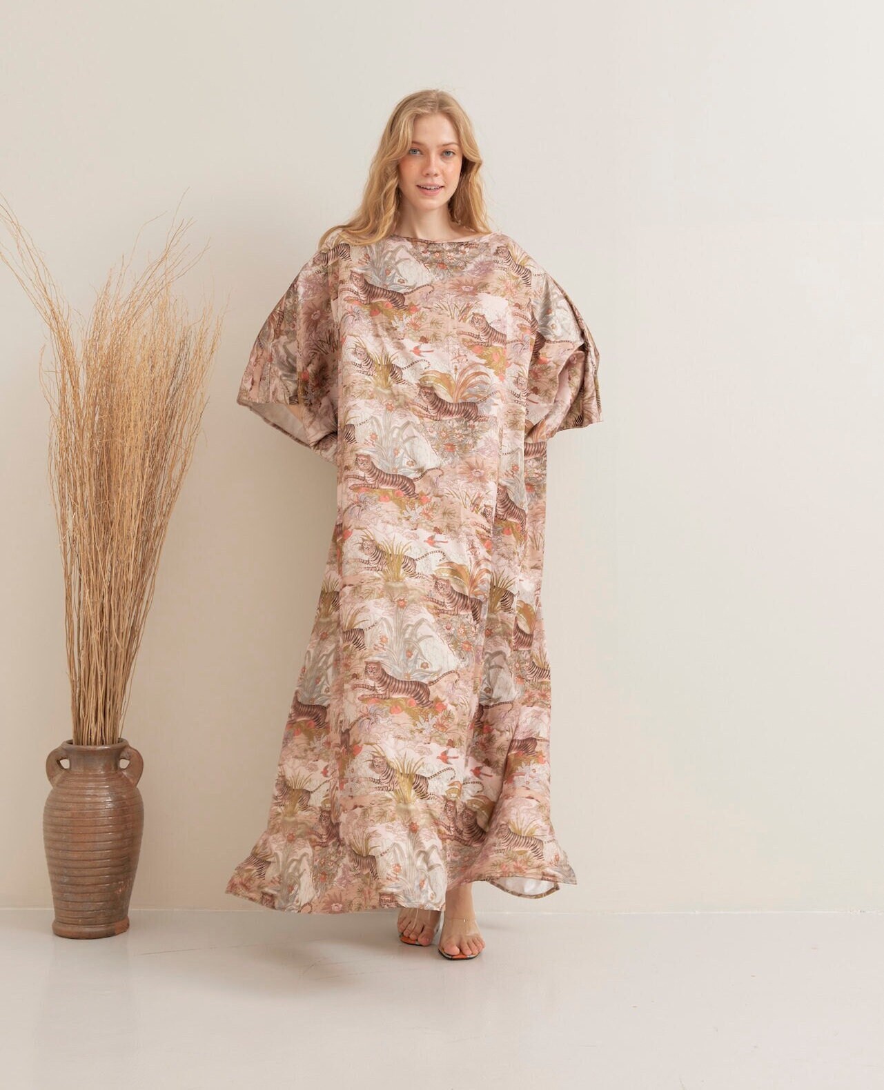 Embroidered Chinese Silk Dressing Gown - Etsy