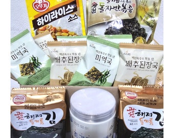 Bringen Sie und Ihre Familie einen gesunden und köstlichen koreanischen Tisch / Paste Kimchi Cabbage Soup, gerösteter Lavendel, Ottogi Sauce, Jaban Flak Snack