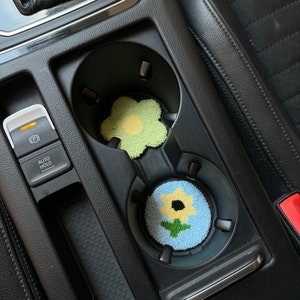 Set of 2 Car Cup Holder Coasters, Daisy Car Coasters, Cute Car Charm, Pink Car Accessories for Women, New Car Gift