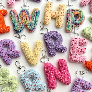 Accesorios para bolsos personalizados, dijes para bolsos con inicial personalizada, llaveros con aguja perforadora y letras para mujer.