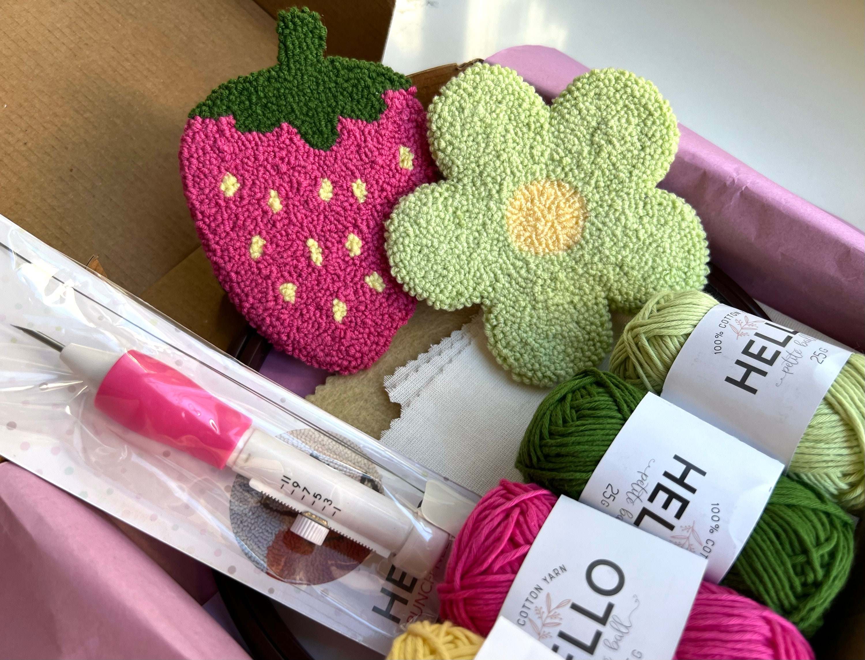 DIY Punch Needle Kit, Flower & Strawberry Mug Rug Coaster, Beginner ...