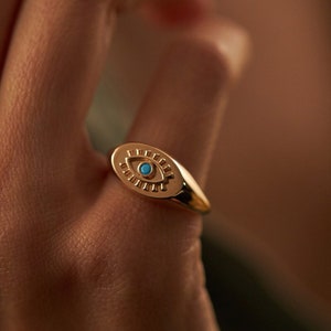 14k Gold Oval Signet Evil Eye Ring with  Turquoise  Stone, December Birthstone Ring ,Minimal Everyday Jewelry,Dainty Ring