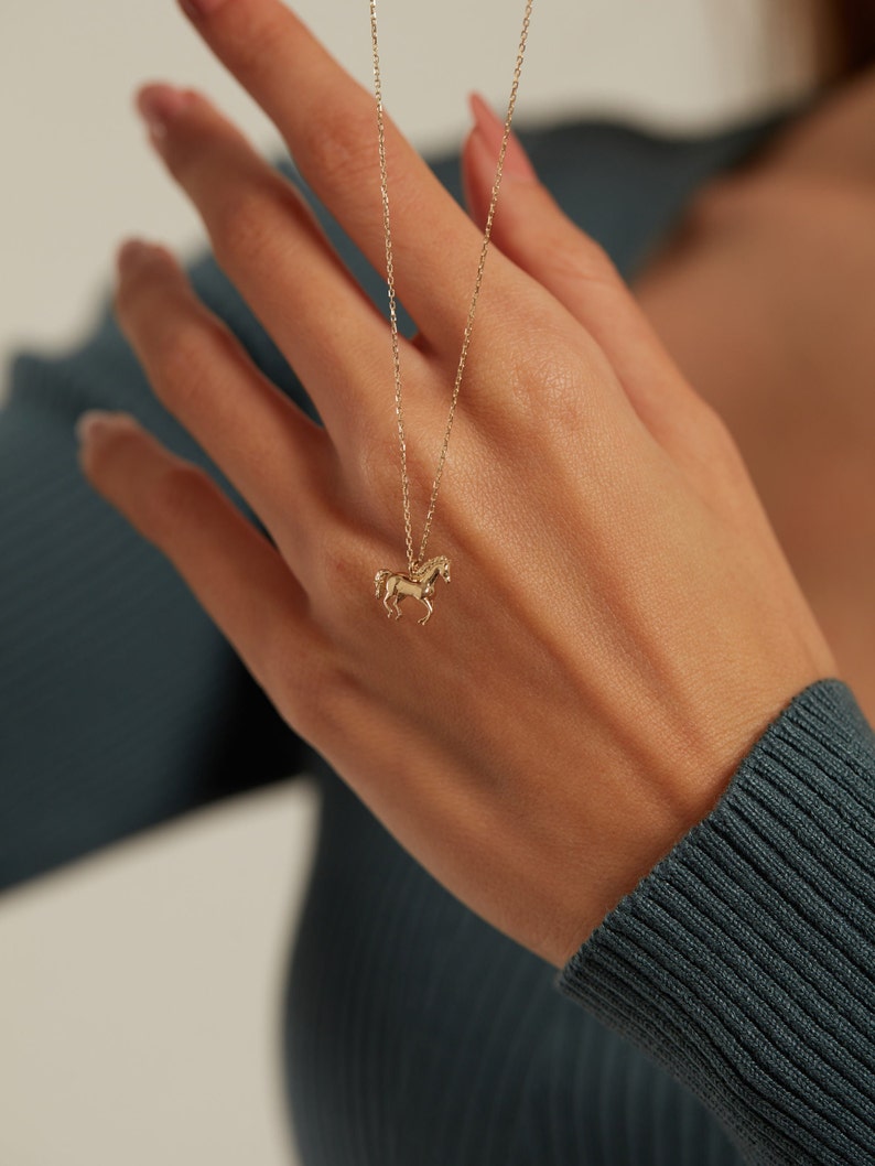 14k Real Solid Gold Horse Necklace, Dainty Animal Jewelry, Minimalist Horse Memorial for Necklace Women, Dainty Horse Gift, Gift for Women image 2