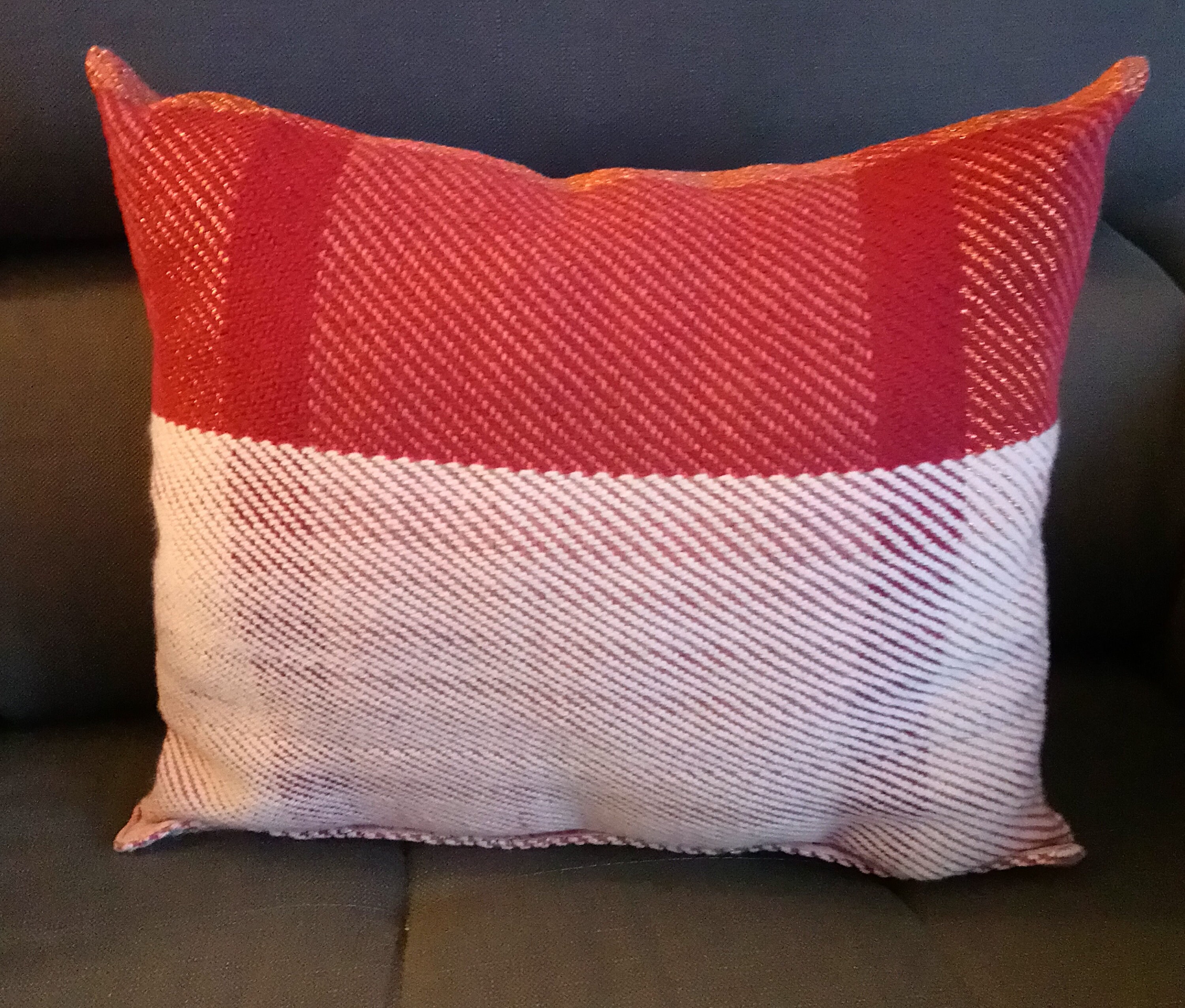 Coussin Tissé et Cousu Main en Coton Mérinos