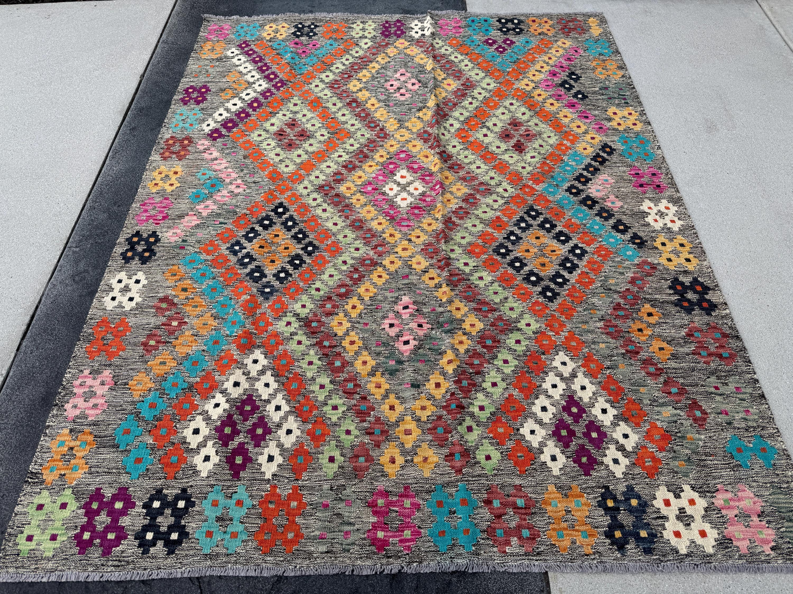 5x7 ハンドメイドアフガンキリムラグ | グレートープクリームセージ