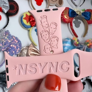 Banda de relógio inspirada em NSYNC manifestando uma turnê de reunião!