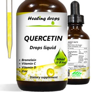 Puede incluir: Una botella de vidrio marrón con un gotero, etiquetada como "Healing drops Quercetin Drops liquid" y que enumera ingredientes que incluyen Bromelina, Vitamina C, Vitamina D y Zinc. La botella contiene 60 ml (2 fl. oz) de líquido y está etiquetada como un suplemento dietético.