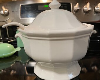 Featured image of post Easiest Way to Make Farmhouse Soup Tureen