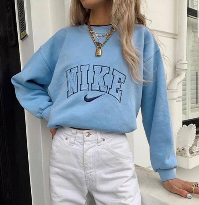 nike sweater oversized