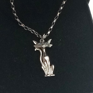 Vintage 70&#39;s Sitting Pretty Kitty Pendant With Rhinestone Eyes On Signed Thomas Sabo Rolo Chain
