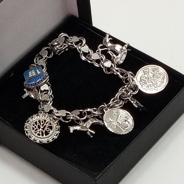 Vintage Sterling Silver Charm Bracelet With 8 Sterling Silver Charms