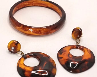 Vintage 80&#39;s Lucite Root Beer Coffee Swirl Bangle Bracelet  Large Dangle Earrings