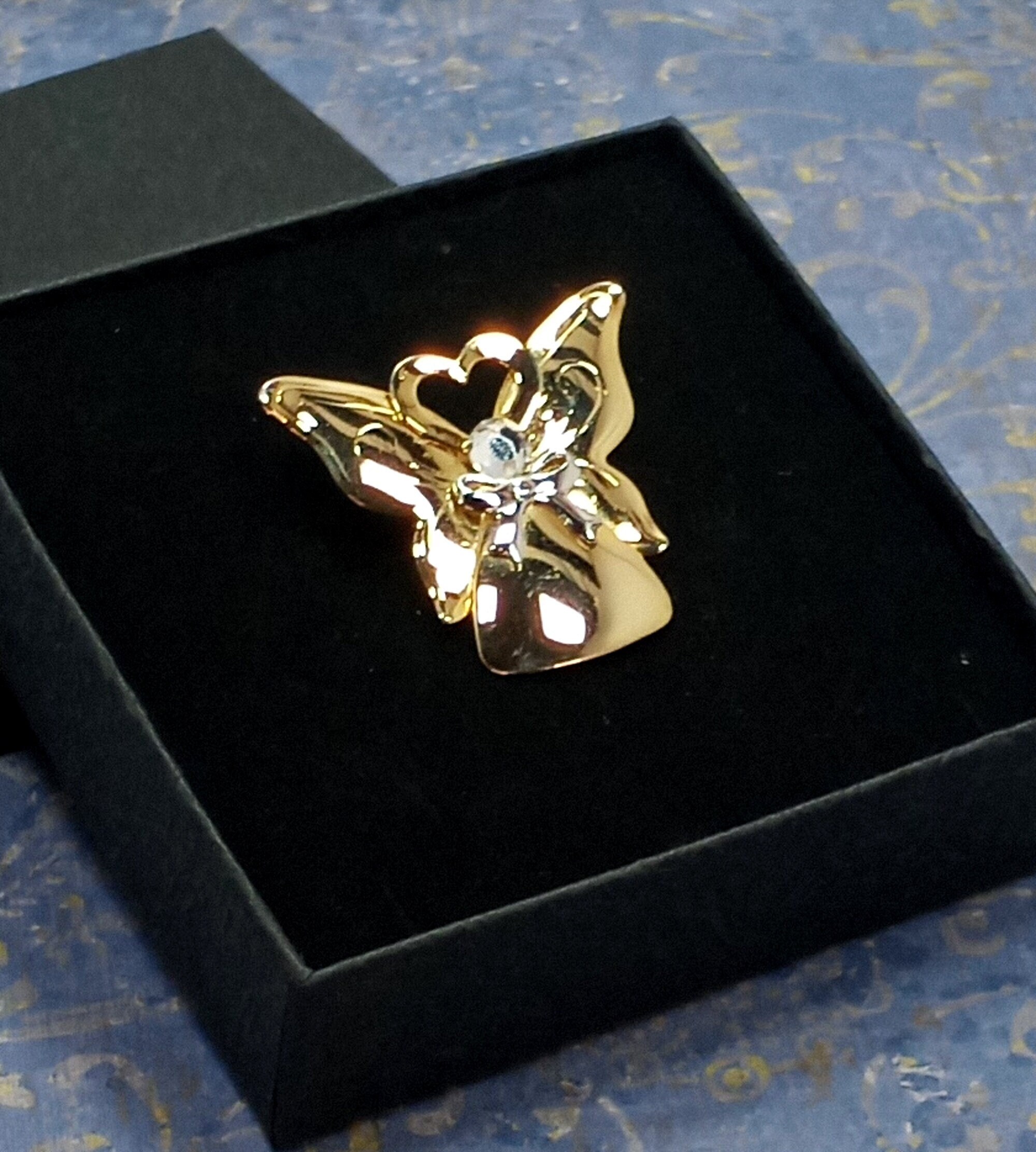 アクセサリー Jane Vintage Stamped and Signed JANE N8 