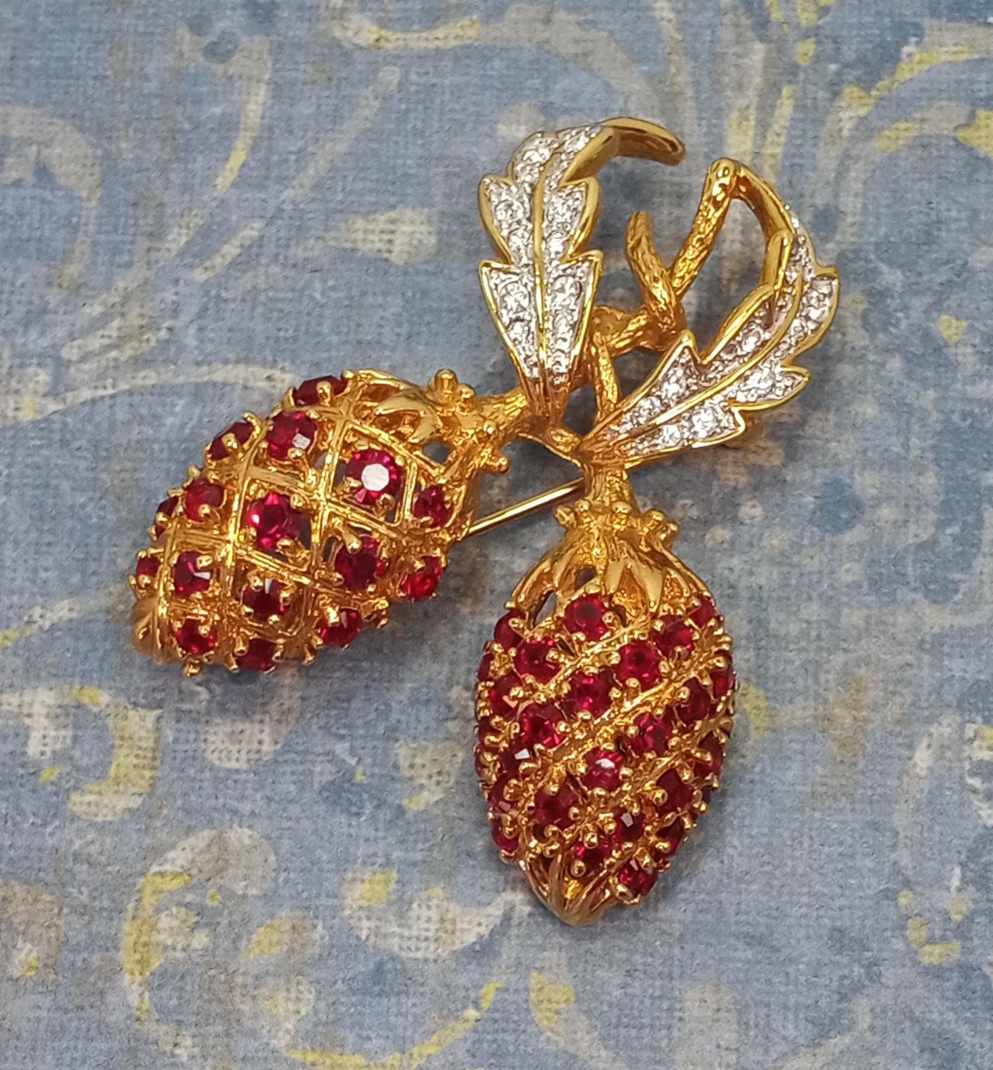 Camrose Kross Brooches - Etsy