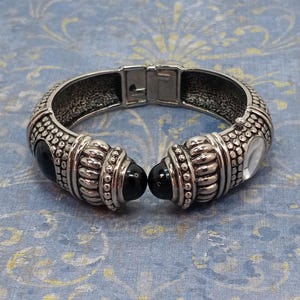 VTG Silver Tone Cuff Bangle Watch Diamond Face Japan Quartz Movement Clamper Amazon.com: Blekon Collections Japanese Quartz Metal Western  main image 4
