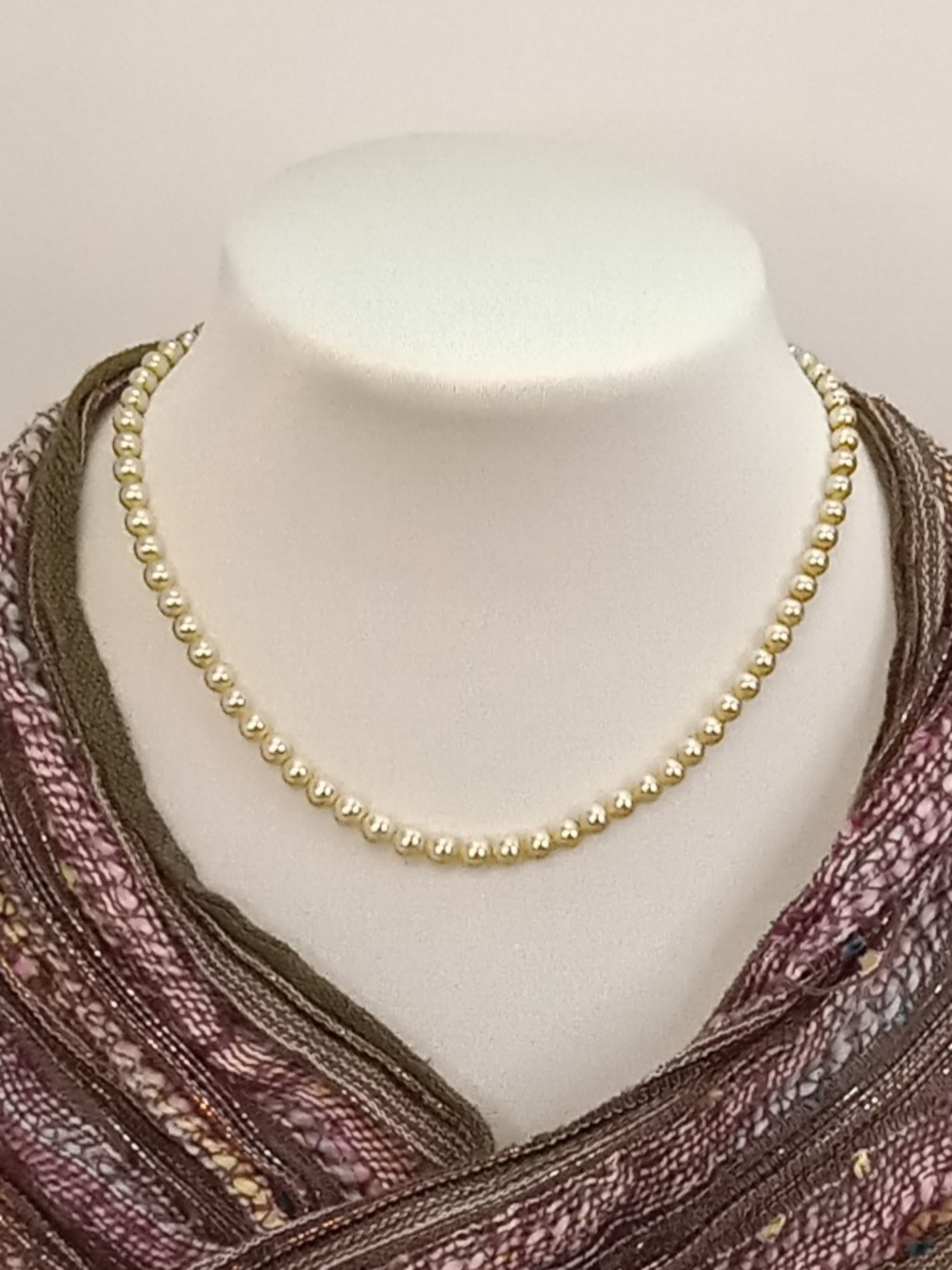 Collier Ras Du Cou Vintage En Résine Beige - Longueur 40 Cm - Style Perles, Pour Femme