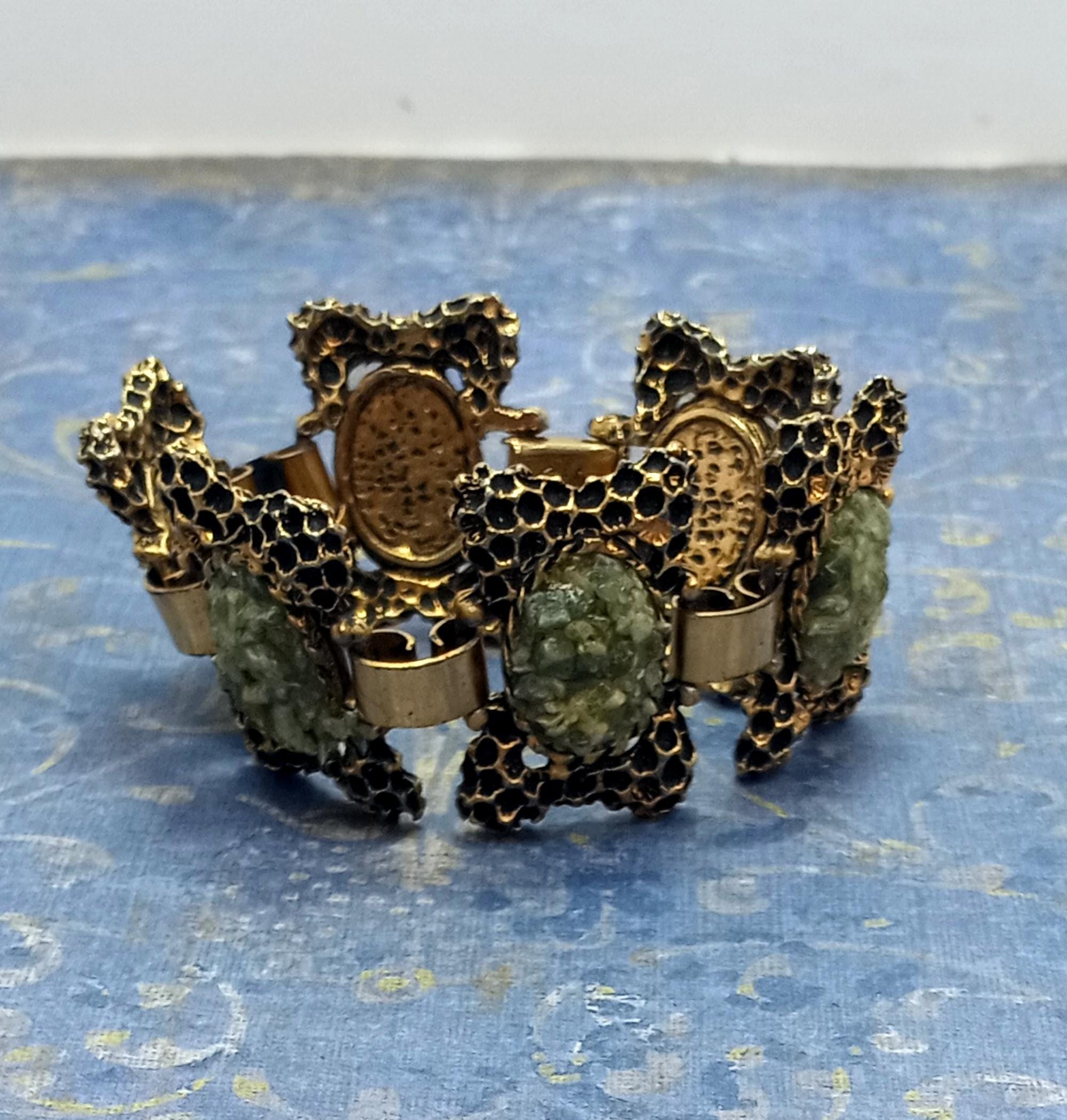 Vintage '60s Century Gold Tone Jade Chip Panel Bracelet - Etsy