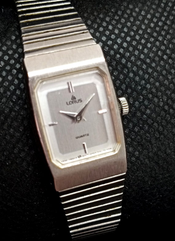 Lorus cheap square watch