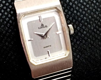 Vintage Lorus Women's Quartz Wrist Watch Silver Tone Narrow Slender Square Face Working!