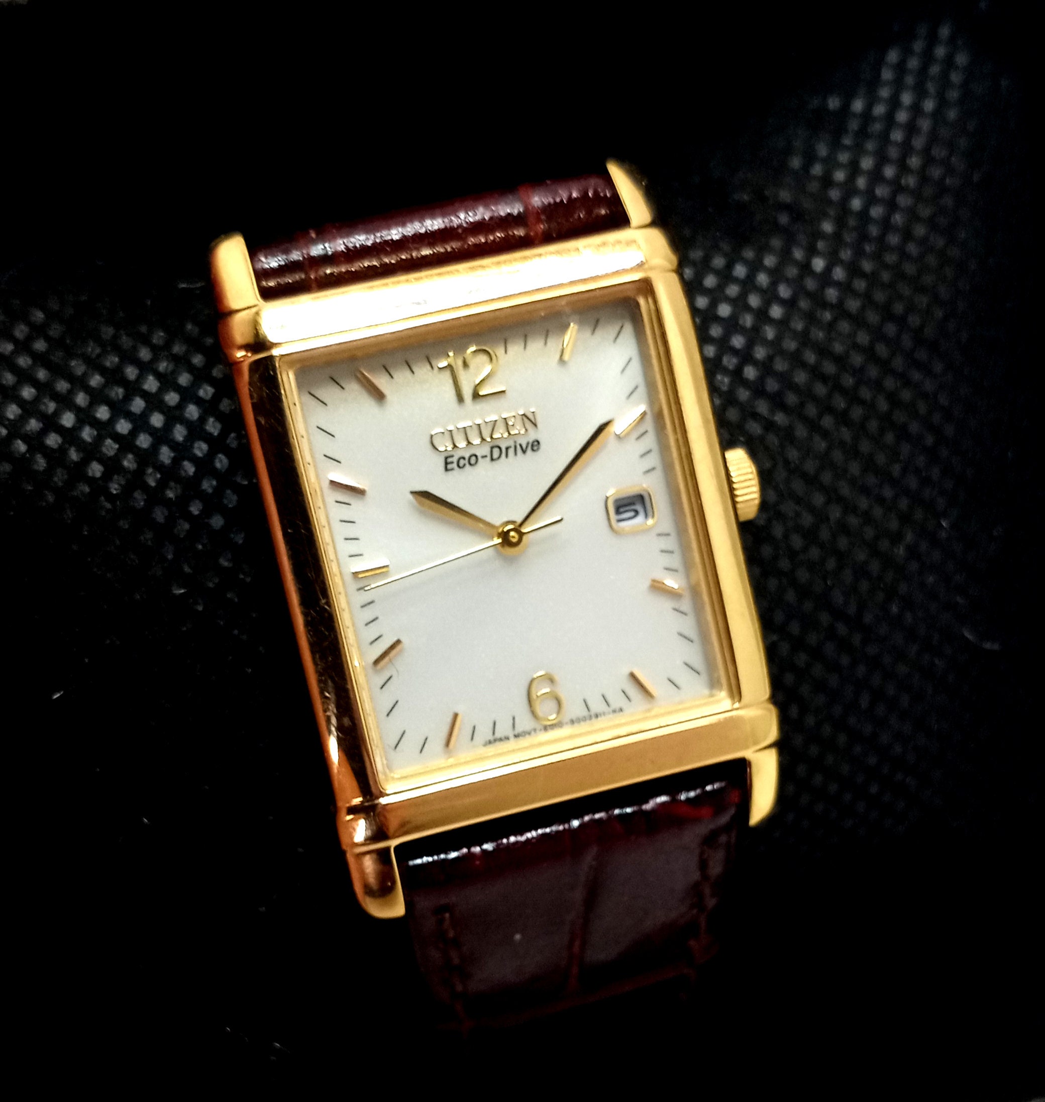 Vintage Citizen Gold Tone Eco-drive Rechargeable Men