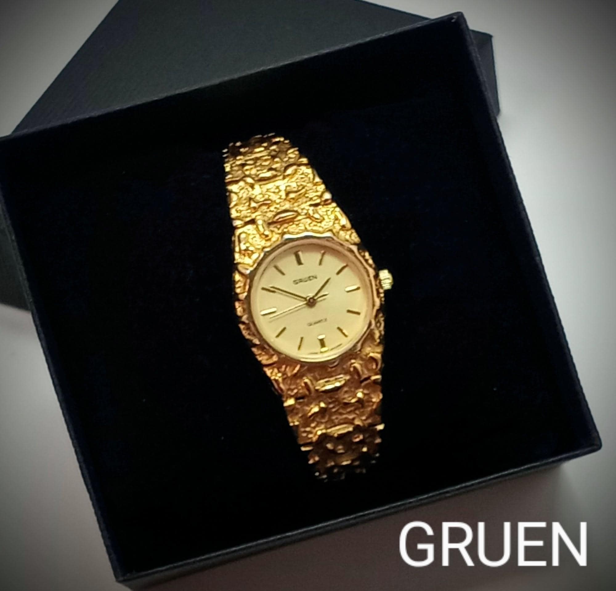 激レア！！ Gruen nugget クオーツ 不動品 タイラーザクリエター Vintage Gruen Women's Quartz Watch: Gold Plated Nugget Band, 6