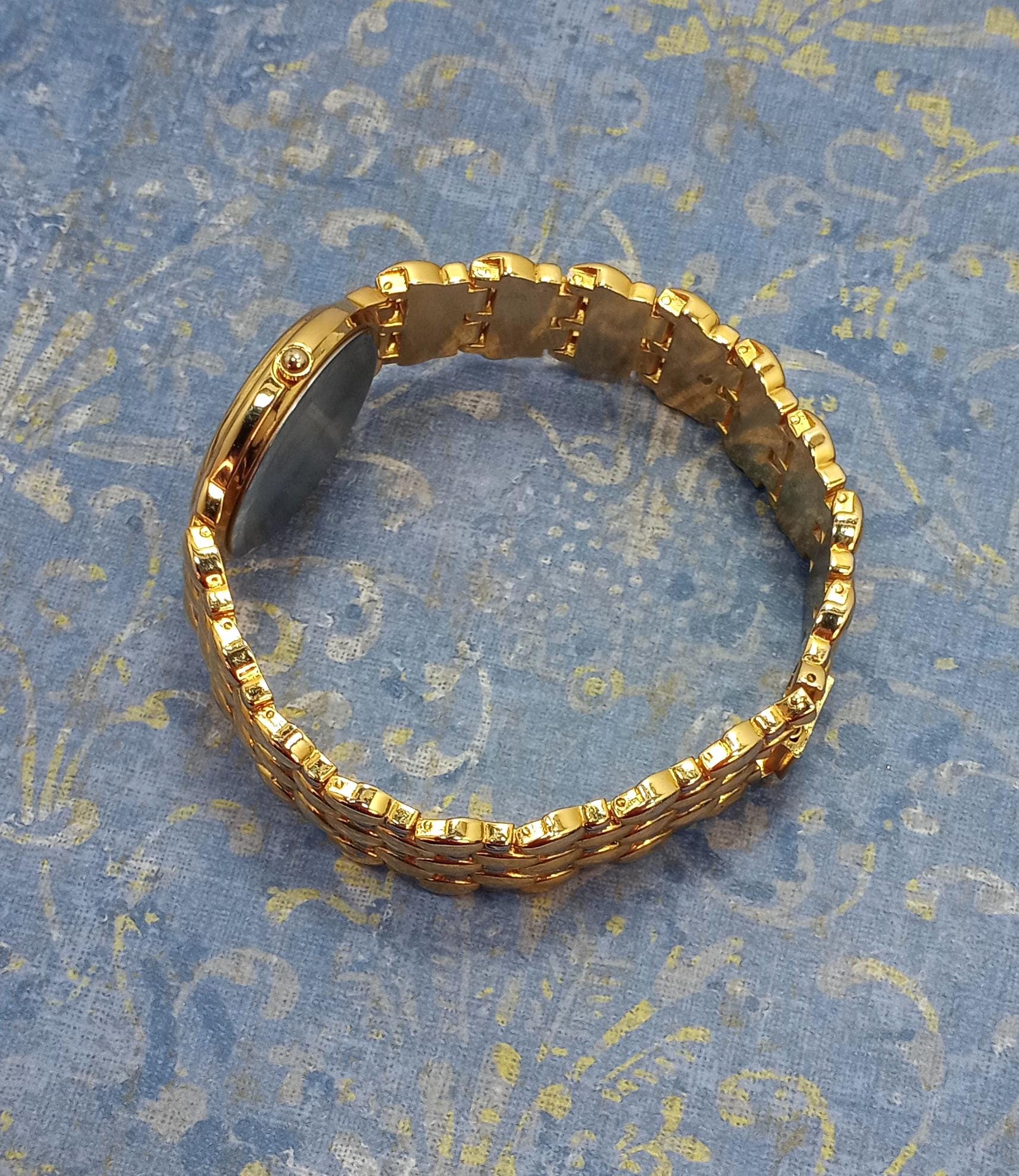 Vintage SHEFFIELD Large Unisex Chunky Gold With Silver Tone