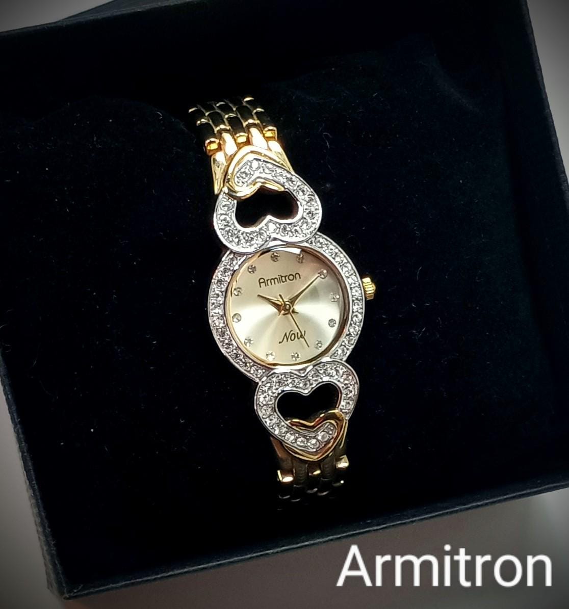 GOLD TONE ARMITRON NOW HEART CHARM BRACELET‎ WATCH Armitron  main image 2