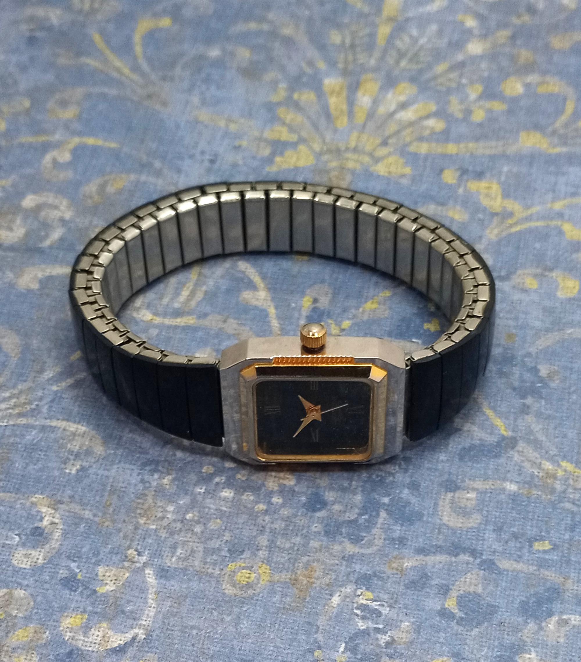 Vintage GEMSTONE Quartz Black Onyx Silver Tone Gold Accent Vintage GEMSTONE Quartz Black Onyx Silver Tone Gold Accent