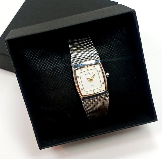SKAGEN Denmark All Stainless Steel Ultra Slim Unisex Watch Silver Tone Mesh Band
