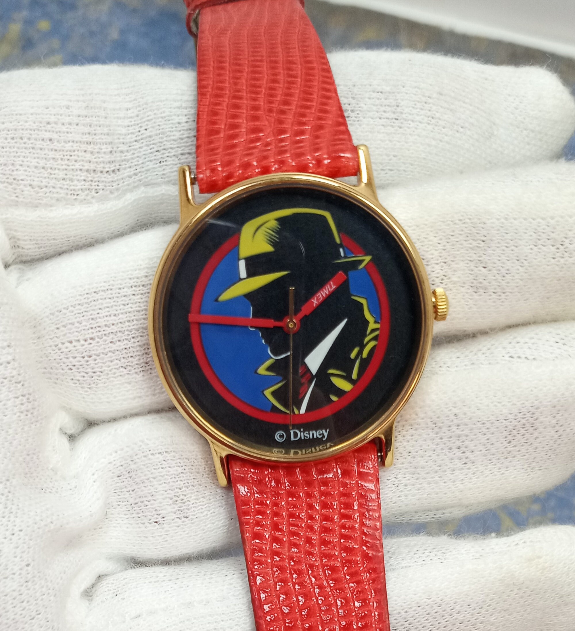 Vintage TIMEX 90's Disney's Dick Tracy Red Band Gold Tone
