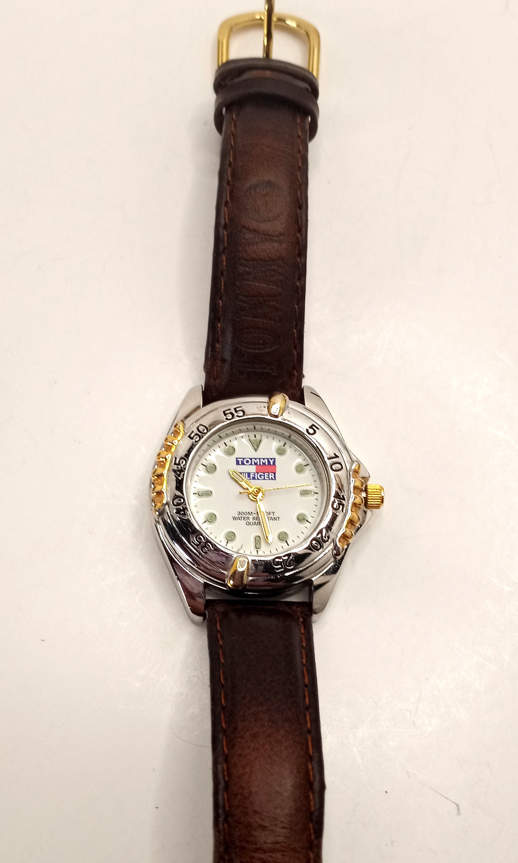 Vintage tommy hilfiger clearance watch
