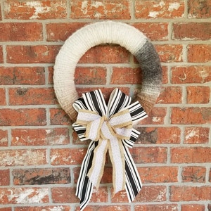 Chunky Alpaca Yarn Wreath