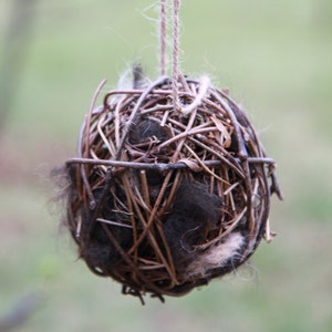 Grapevine Nesting Ball