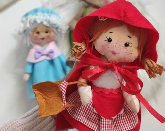 Little Red Riding Hood felt doll, Little Red Riding Hood, felt doll, red cloak, red cloak felt, fairy taledolls,felt pattern, 3D frame decor